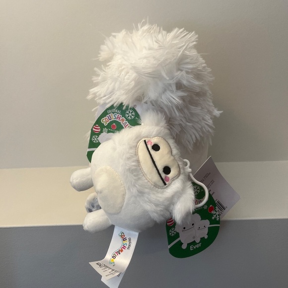 NWT Ever the Bigfoot 8" and 3.5" Clip On Squishmallow Set - Picture 3 of 5